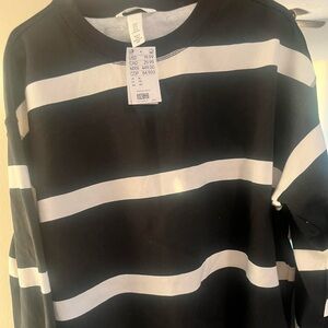H&M Black and White Striped Crew Neck Sweater